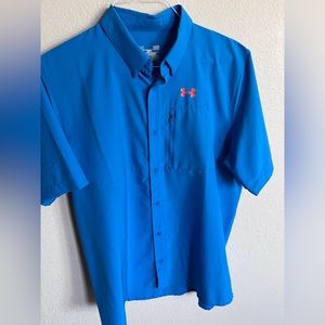 Men Under Armour Fishing Shirt. Size L.